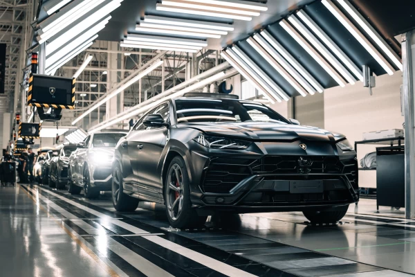 Lamborghini heeft de lancering van de Huracán Sterrato en Urus voor dit jaar bevestigd: